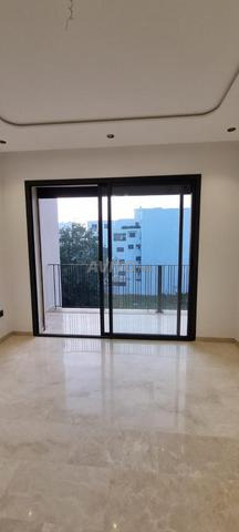 استوديو على طريق الجديدة