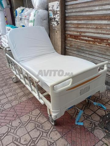 Lit médical سرير طبي