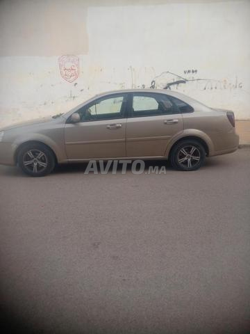 شفروليه أوبترا إيسنس يدوية 2009 في مكناس - 2