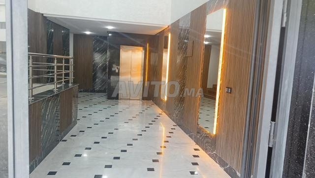 Location de deux bureaux mitoyens en plein centre - 2