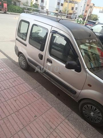 Renault Kangoo essence manuelle 2006 à Casablanca