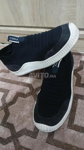 أعرض للبيع هذه الأحذية الرياضية ذات العلامة التجارية. - 2