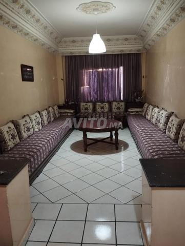 صالون كامل بحالة جيدة جداً