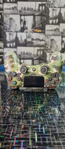 يد تحكم بلاي ستيشن 4