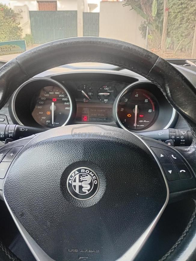 pour les  passionnés alfa romeo 