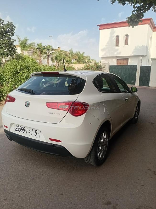 pour les  passionnés alfa romeo 