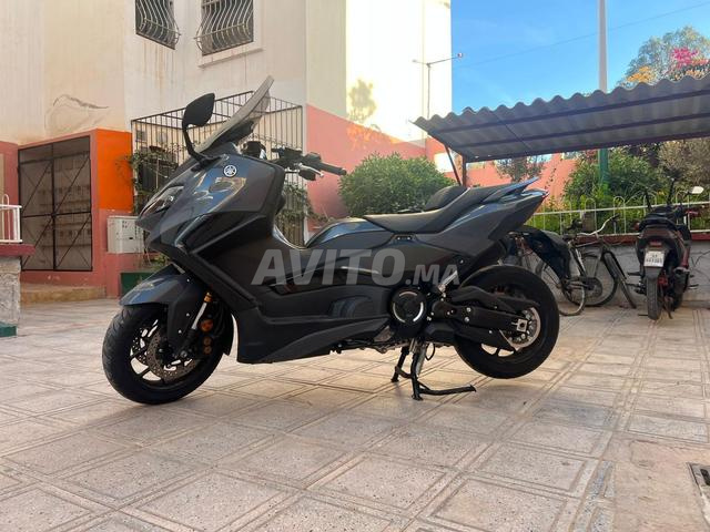 Tmax 560 (رمادي ناردو) - 2