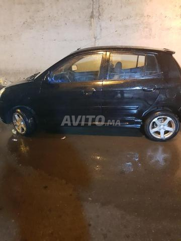 Voiture encore très propre, bienvenue aux intéressés. Pas d'intermédiaires svp. - 2