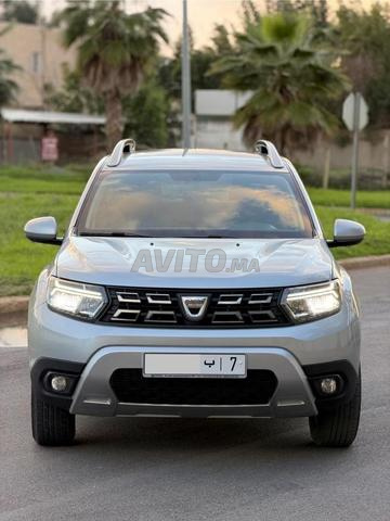 Dacia Duster 2022 très bon état - 2