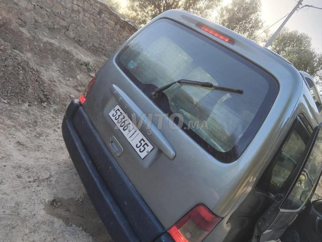 Peugeot Partner Diesel Manuelle 2008 à Taza - 2