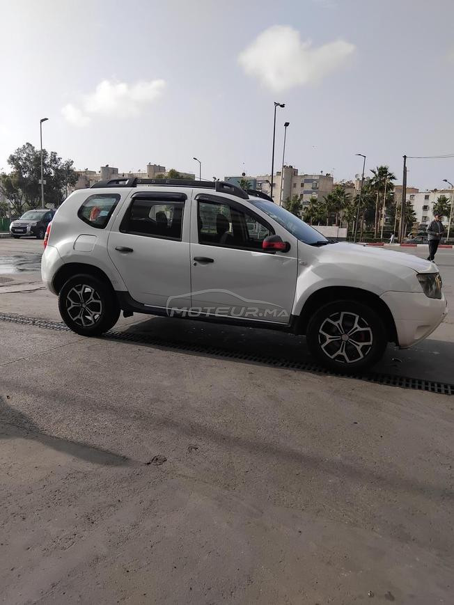 سيارة4×4 في حالة جيدة