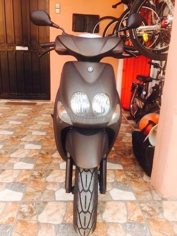 Yamaha Neos Slider Stunt