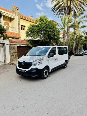 رينو ترافيك 9 مقاعد