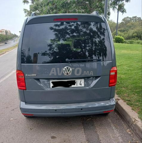 فولكس فاجن كادي