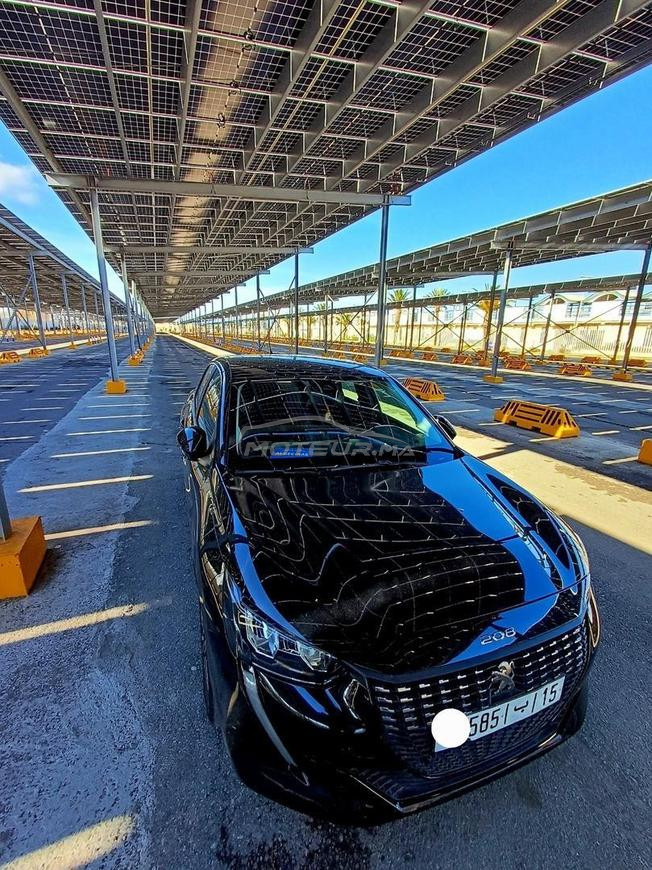Peugeot 208 Diesel Manuelle 2023 à Fès