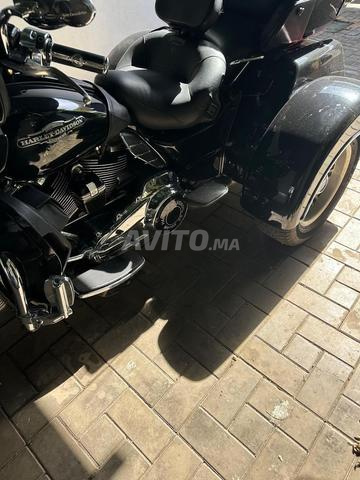 هارلي ديفيدسون تريجلايد - 2