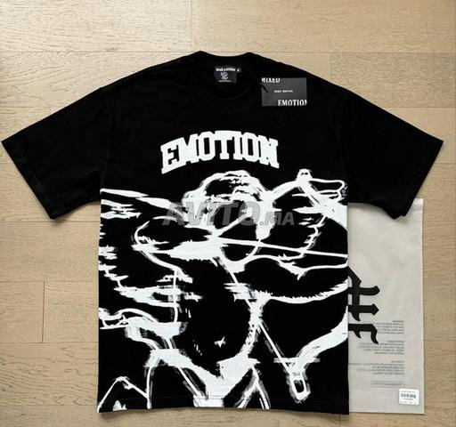 تيشيرت EMOTION أوفرسايز 🔥
