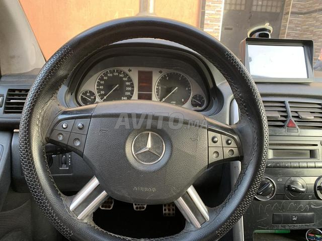 مرسيدس B180 ديزل يدوية 2011 - 2