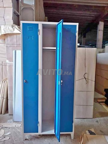 خزانة معدنية باللون الأزرق / خزانة - 2