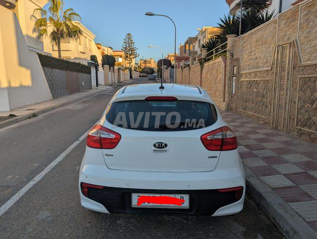 كيا ريو ديزل يدوية 2016 في أغادير - 2