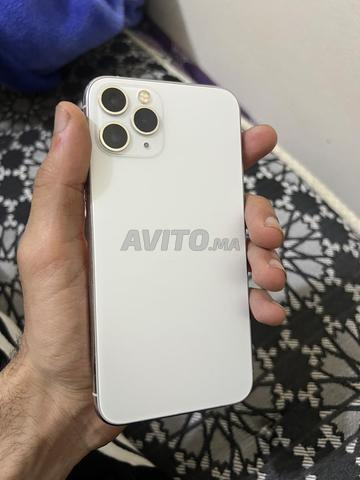 iPhone 11 Pro Blanc 64 Go en très bon état