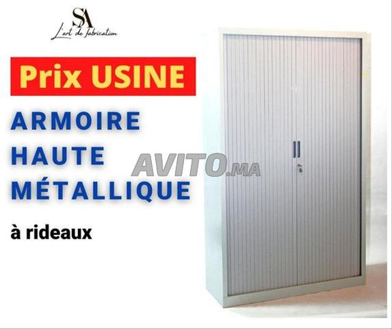 Armoire métallique porte rideaux