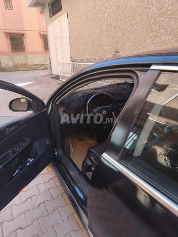 فولكس فاجن باسات ديزل يدوية 2009 في دمنات