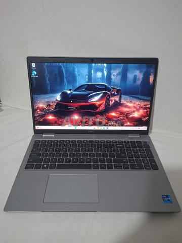 Dell Latitude 5521 i7 11ème Double Graphique