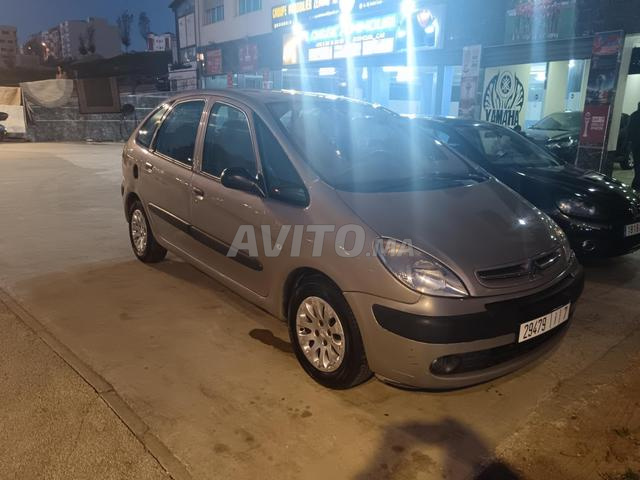 سيتروين زاكسارا نظيفة جداً