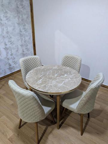 طاولة طعام دائرية - 2