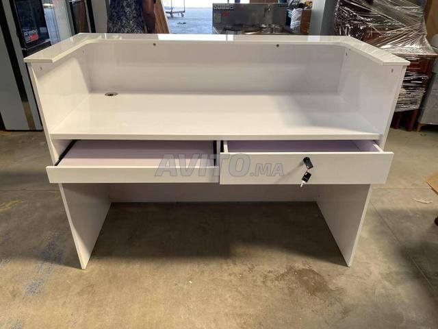 مكتب استقبال للبيع - 2