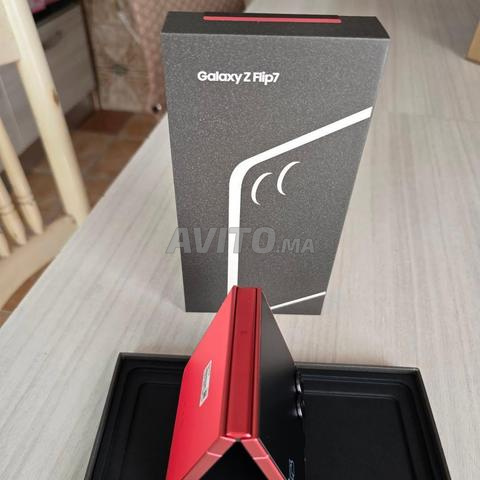 سامسونج Zflip 7 256G - 2