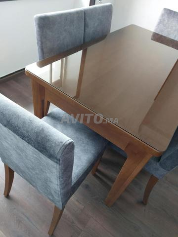 Une excellente Table avec 6 chaises (bois hêtre) - 2