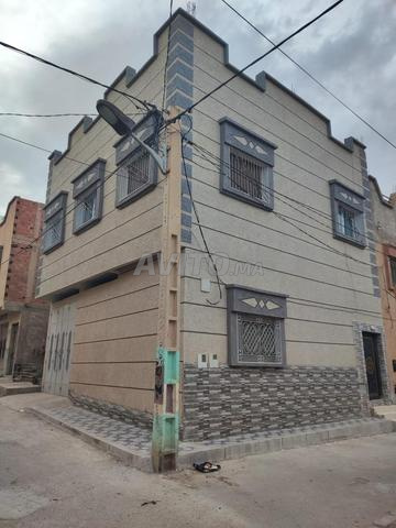 منزل للبيع يتكون من طابقين ذو واجهتين - 2