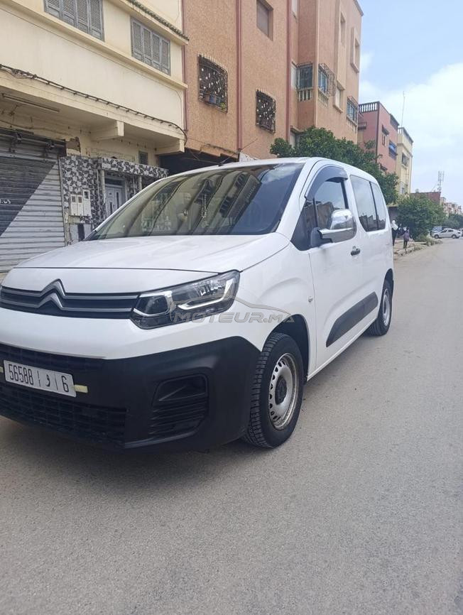 Berlingo a vendre سمسارة لا بدون احراج