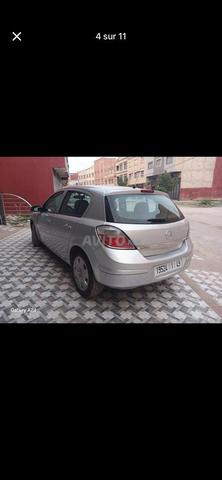 Opel Astra Diesel Manuelle 2004 à Oujda - 2