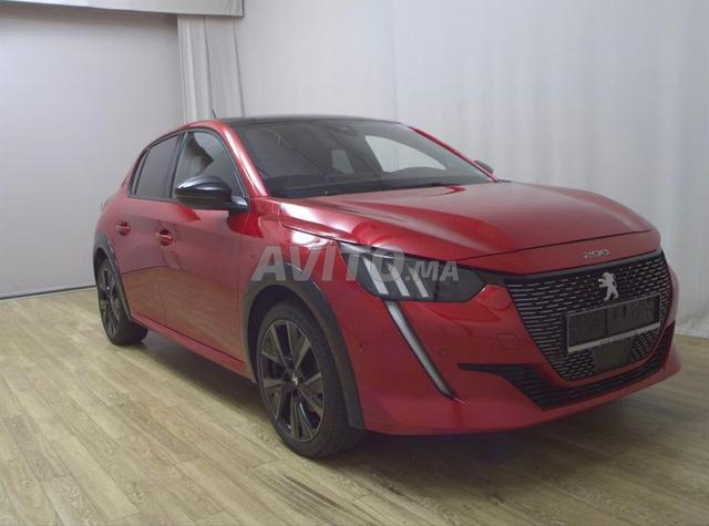 Peugeot 208 Diesel Manuelle 2023 à Guercif