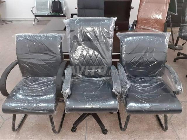 طقم كرسي مدير من الجلد الصناعي / متوفر - 2