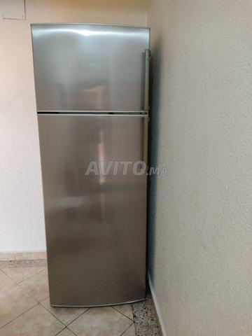 ثلاجة للبيع