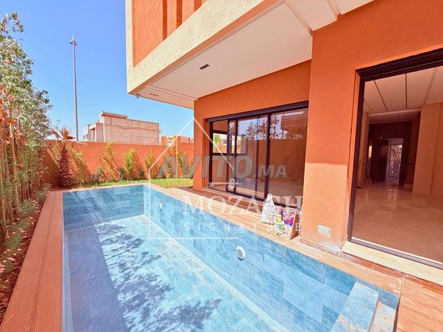 فيلا جميلة ببركة سباحة خاصة في تارغا - 2