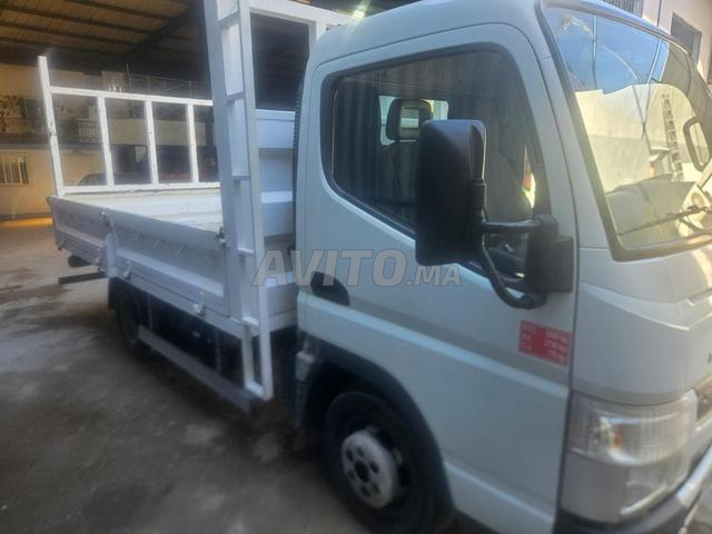Camion plateau 3500kg - 2