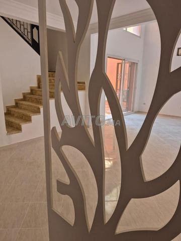 شقة للكراء بسمالاليا بجانب EMSI