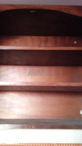 خزانة جديدة وكبيرة من الداخل بها 3 طبقات - 2