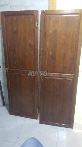 بابان كبيران للخزانة من خشب ممتاز، قياس 1.80/1.15