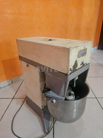 Batteur Santos 10L Agadir Batteur propre et fonctionnel - 2