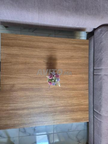 كنبة مع طاولة للبيع - 2