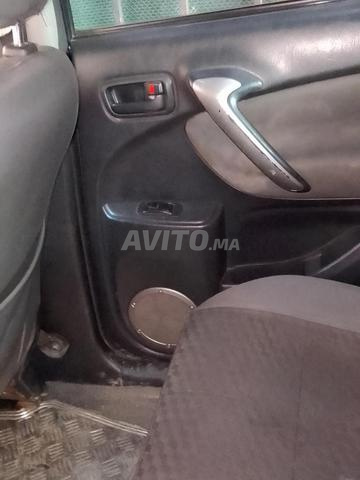 RAV 4 bonne voiture - 2