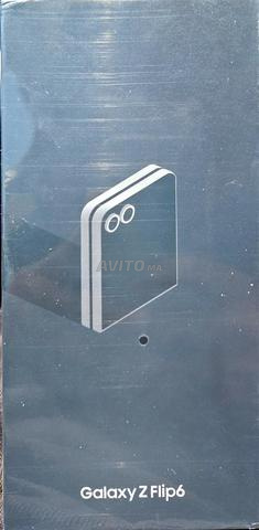 Samsung Z Flip 6 neuf