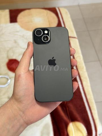 iPhone 15 (128Go, 30 Cycles)