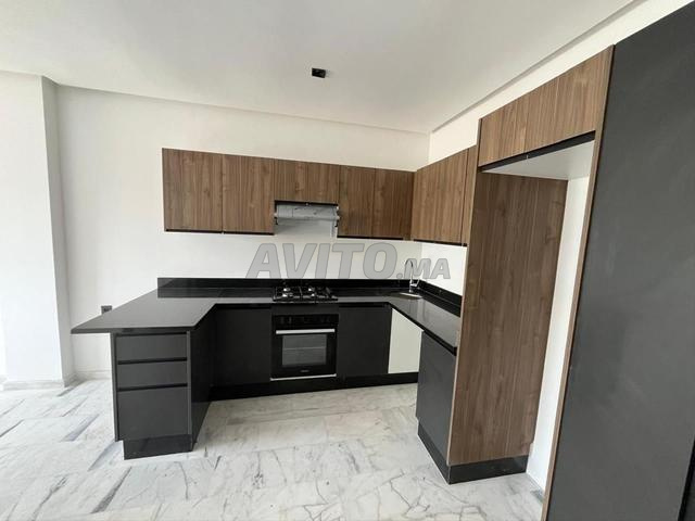 Studio à louer – Quartier des Hôpitaux / 2 Mars - 2